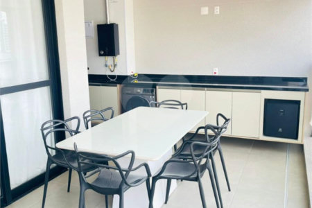 Apartamento à venda com 2 quartos, sendo 1 suíte,  em Vila Romana, São Paulo, SP