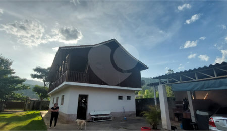 Casa à venda com 4 quartos, sendo 2 suítes, em Rio Acima, Mairiporã, SP
