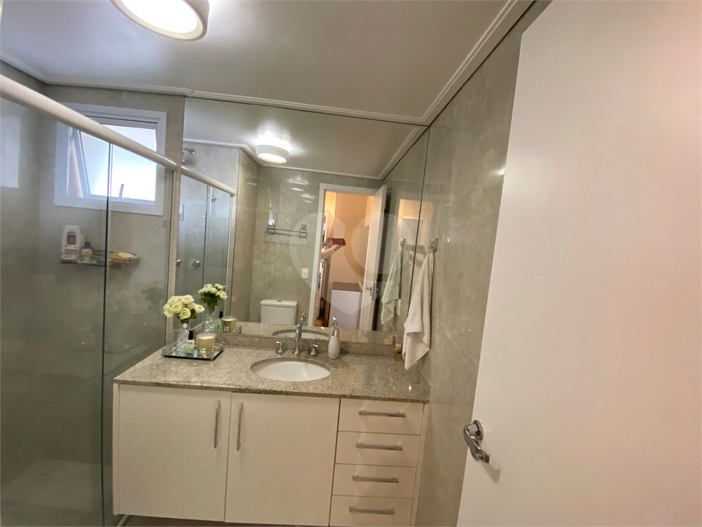 Apartamento à venda com 3 suítes em Barra Funda, São Paulo, SP