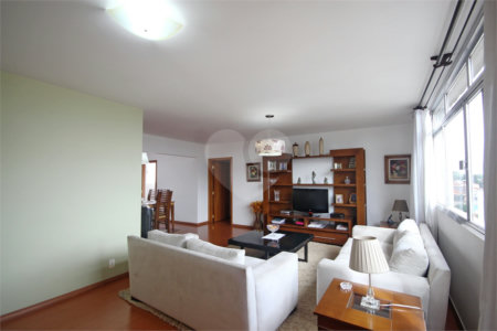 Apartamento à venda com 3 quartos, sendo 1 suíte,  em Alto da Lapa, São Paulo, SP