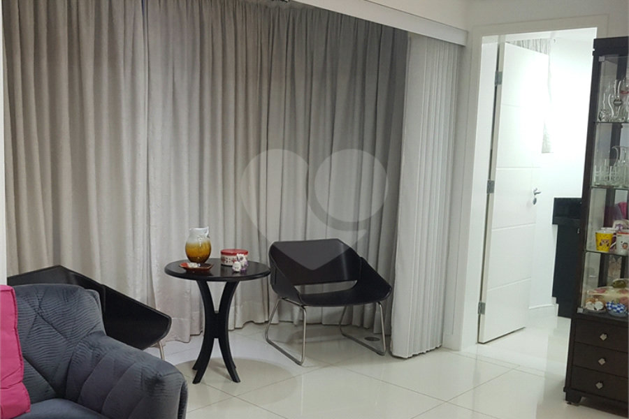 Cobertura à venda com 4 quartos, sendo 3 suítes,  em Santana, São Paulo, SP