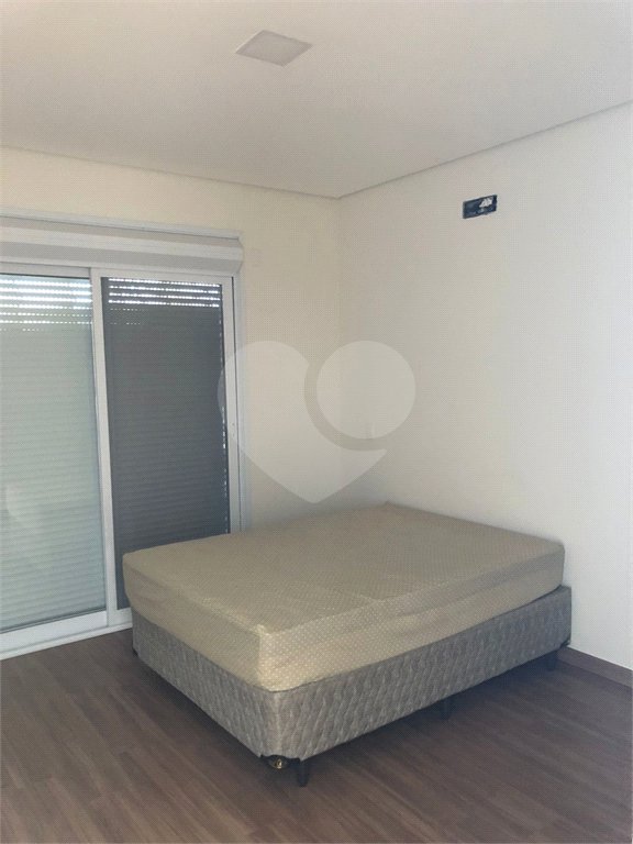 Casa à venda com 3 suítes no condomínio Residencial Lago da Serra, Araçoiaba da Serra - SP