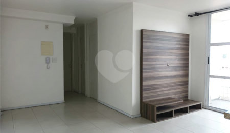Apartamento à venda ou para alugar com 2 quartos, sendo 1 suíte,  em Rio Pequeno, São Paulo, SP
