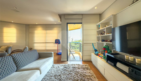 Apartamento à venda com 3 suítes em Sumarezinho, São Paulo, SP