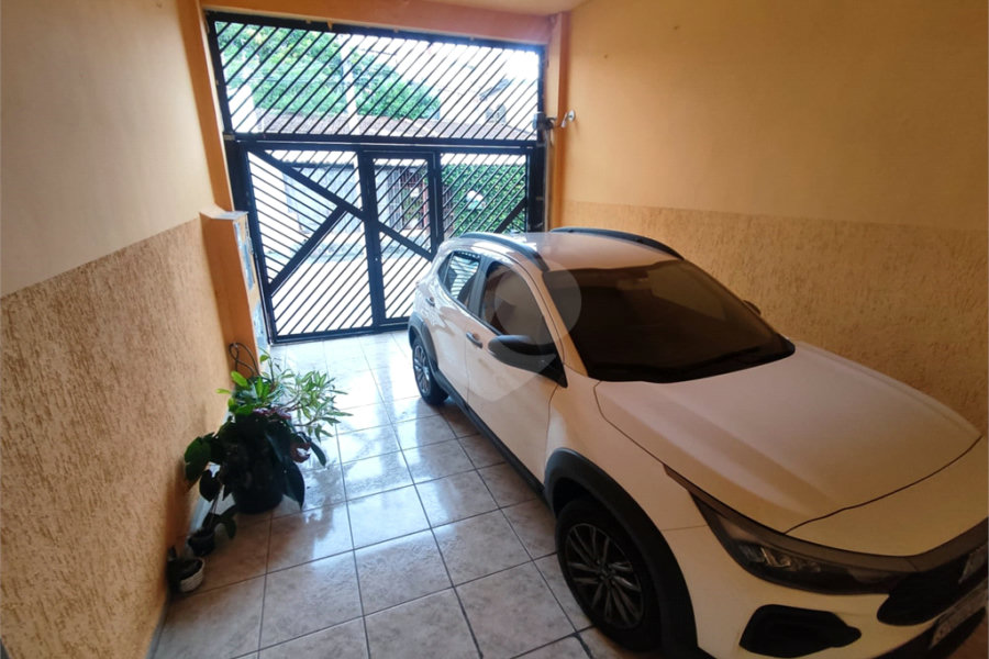 Sobrado à venda com 3 quartos, sendo 1 suíte, em Tremembé, São Paulo, SP