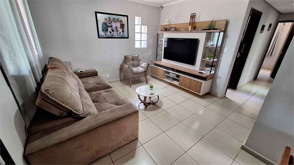 Casa à venda com 3 quartos em Parque Ouro Fino, Sorocaba, SP