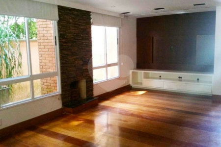 Casa à venda com 4 suítes no condomínio Ville Le Mans, São Paulo - SP