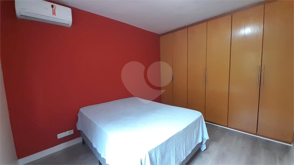 Sobrado à venda com 3 quartos, sendo 1 suíte, em Jardim Prudência, São Paulo, SP