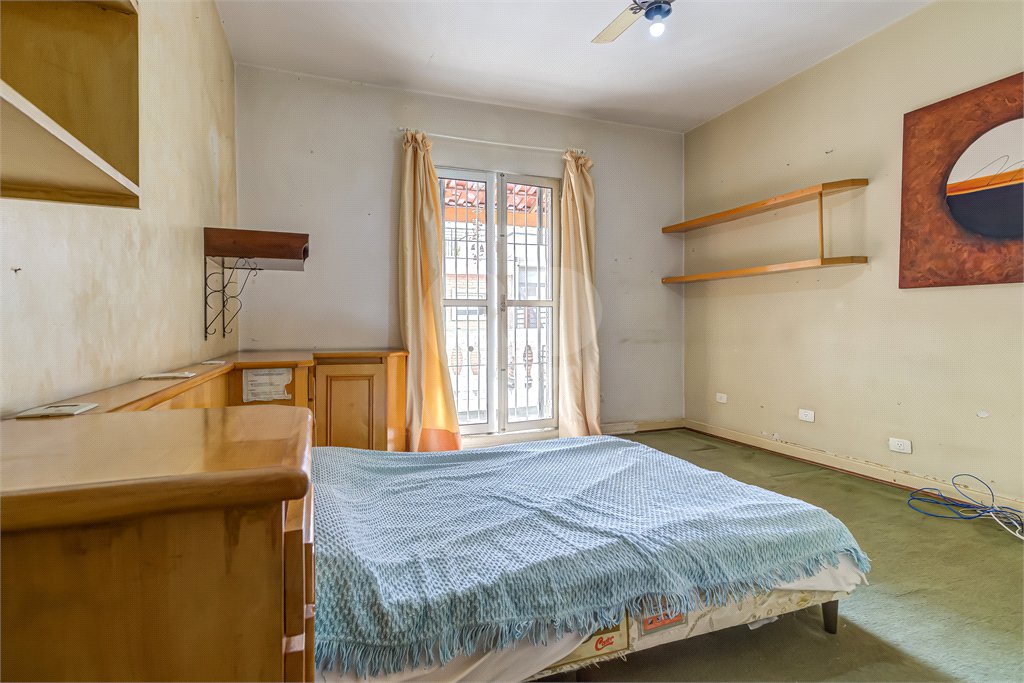 Casa à venda com 3 quartos, sendo 1 suíte, em Vila Clementino, São Paulo, SP