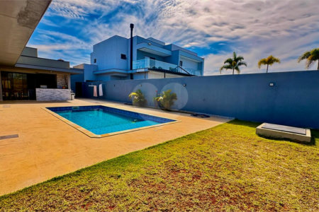 Casa à venda com 3 suítes no condomínio Village Ipanema 2, Araçoiaba da Serra - SP