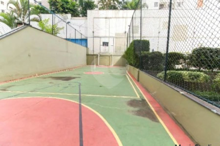 Apartamento à venda com 3 suítes em Vila Regente Feijó, São Paulo, SP