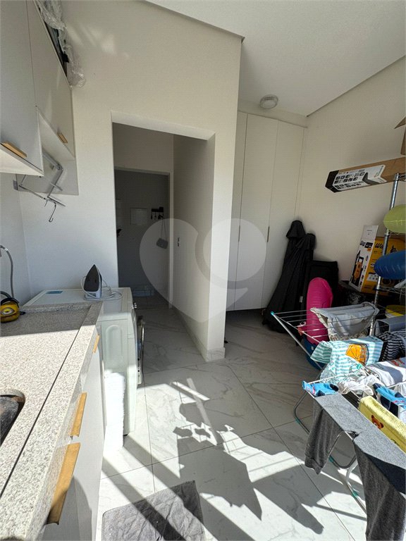 Casa à venda com 3 suítes no condomínio Reserva Central Parque, Salto - SP