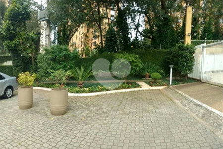 Duplex à venda com 3 quartos, sendo 1 suíte, em Vila Andrade, São Paulo, SP