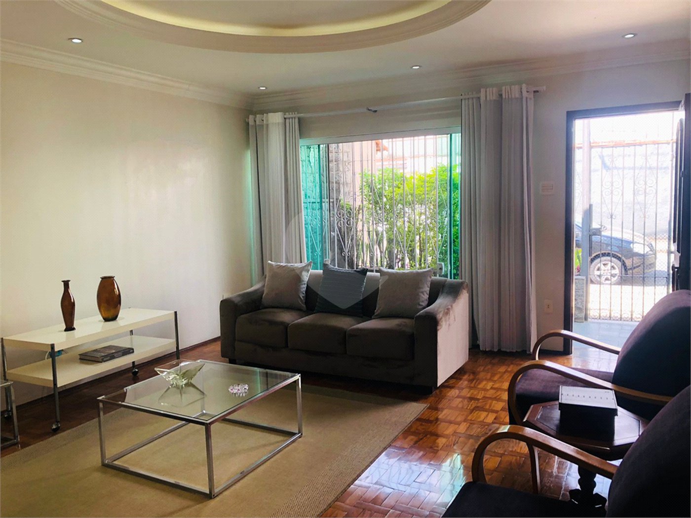 Casa Térrea à venda com 3 quartos, sendo 1 suíte,  em Vila Industrial, Mogi das Cruzes, SP