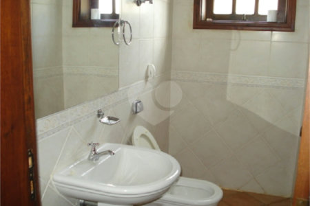 Sobrado para alugar com 5 quartos, sendo 2 suítes,  em Vila Suíça, Indaiatuba, SP
