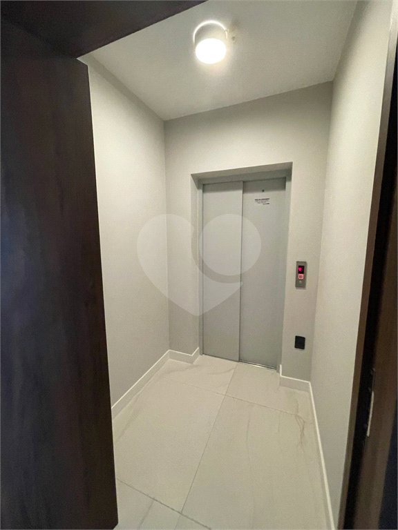 Apartamento à venda com 3 suítes em Parque Residencial Aquarius, São José dos Campos, SP