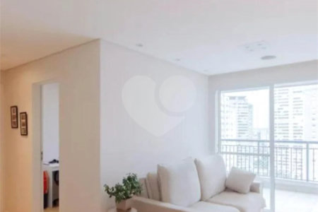 Apartamento no Ipiranga de 68m2 com 2 dorms, 1 suíte, 2 banheiros, 1 vaga. Estuda permuta.
