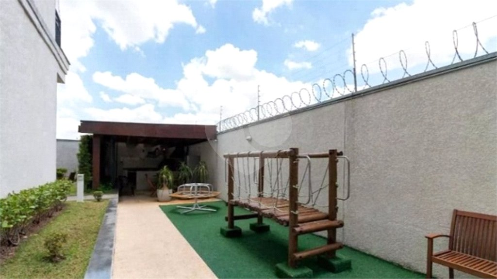 Apartamento à venda com 3 quartos, sendo 1 suíte, em Jardim Flor da Montanha, Guarulhos, SP