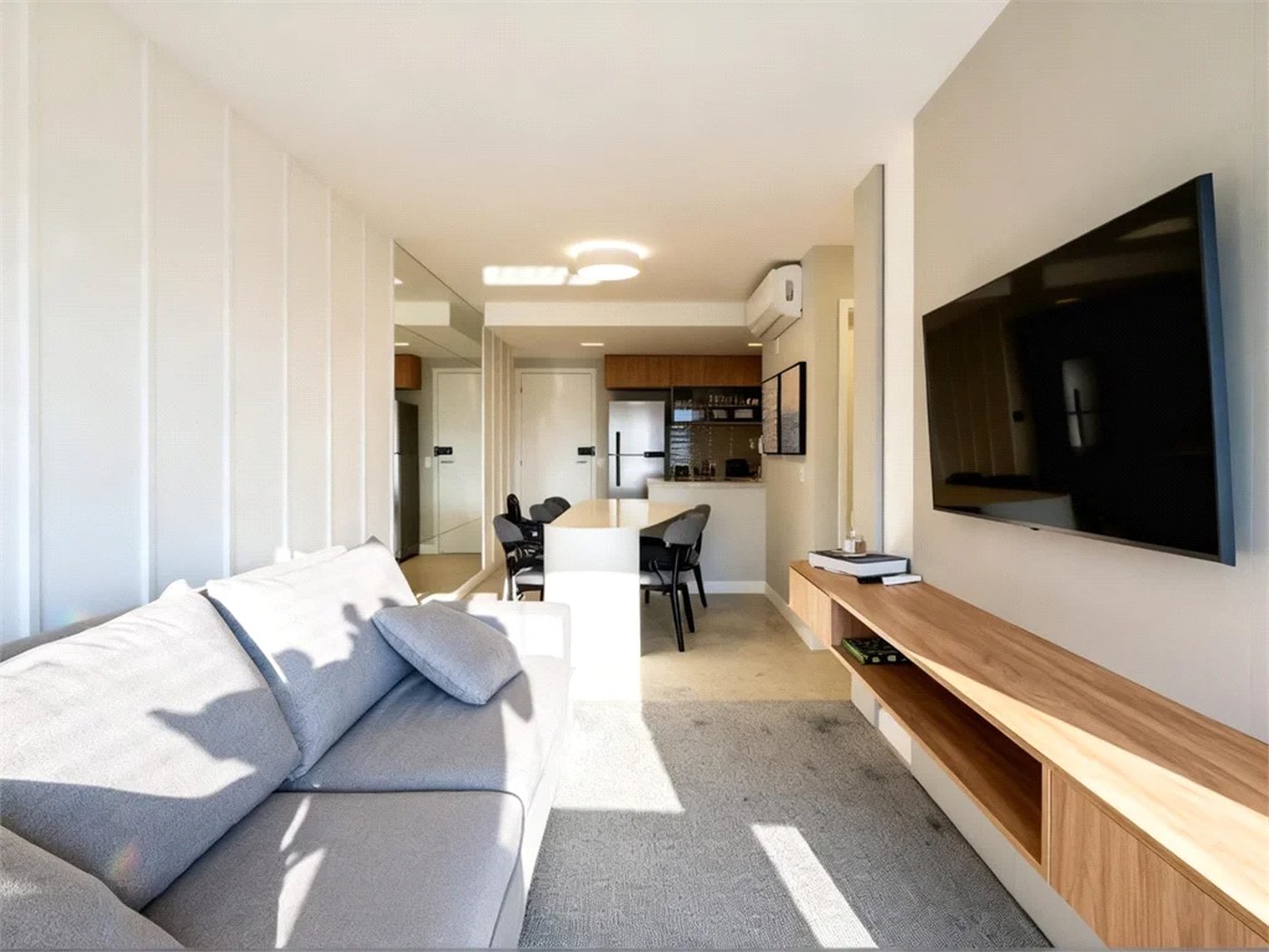 Apartamento à venda com 2 quartos, sendo 1 suíte,  em Vila Cordeiro, São Paulo, SP