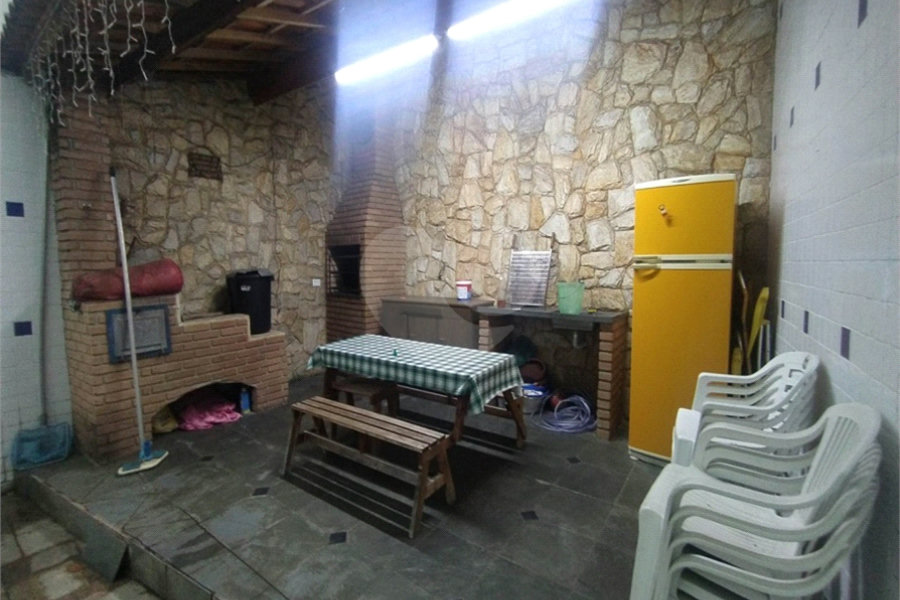 Sobrado à venda com 3 quartos, sendo 1 suíte, em Santa Teresinha, São Paulo, SP
