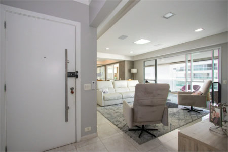 Apartamento à venda com 4 quartos, sendo 3 suítes,  em Vila Romana, São Paulo, SP
