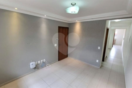 Sobrado à venda com 2 quartos, sendo 1 suíte,  em Vila Suissa, Mogi das Cruzes, SP