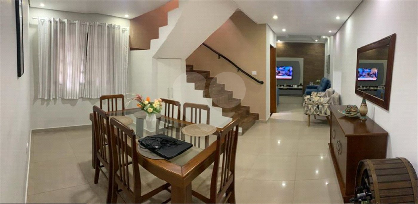 Casa à venda com 3 quartos, sendo 1 suíte,  em Vila Cecília, Mogi das Cruzes, SP