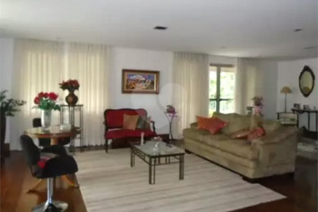 Apartamento à venda com 4 quartos, sendo 2 suítes, em Tatuapé, São Paulo, SP