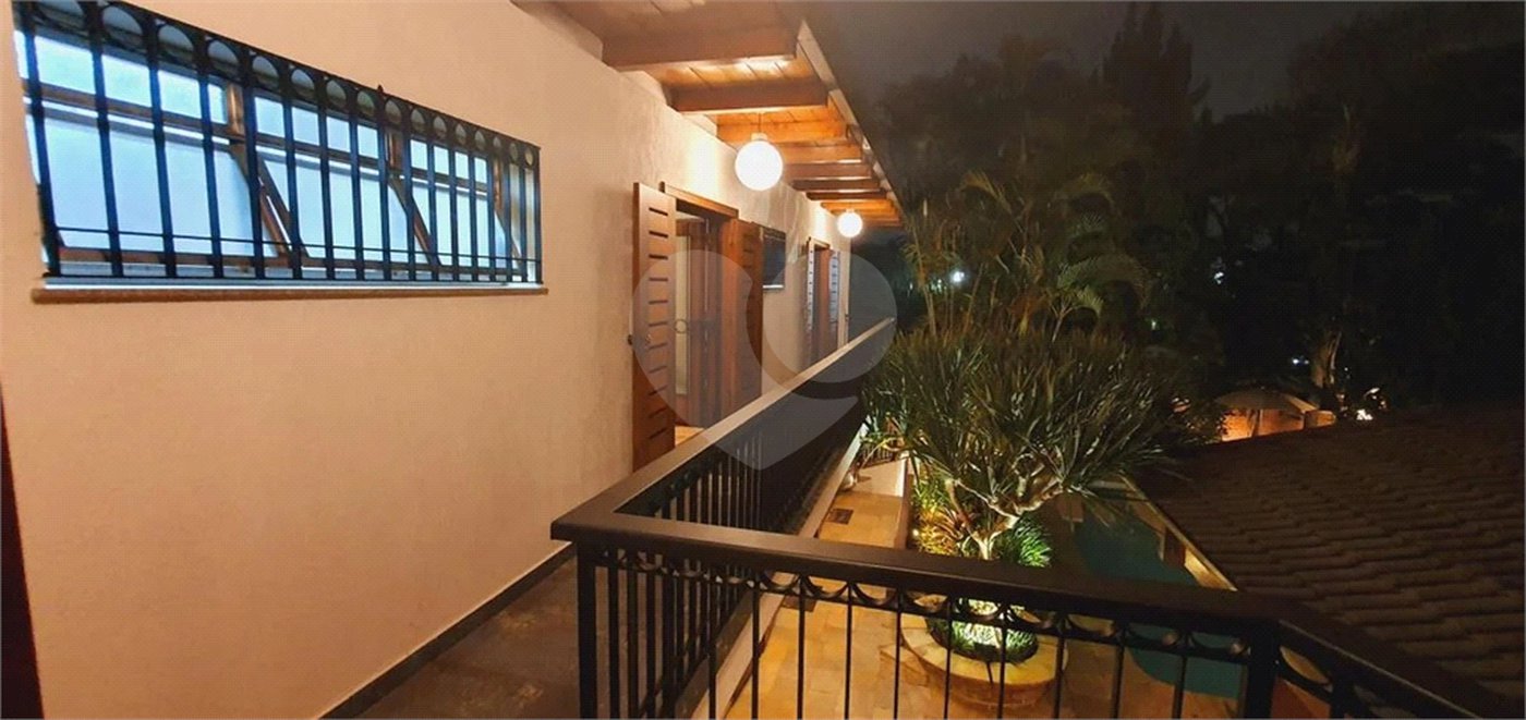 Casa à venda com 5 suítes em Jardim Leonor, São Paulo, SP