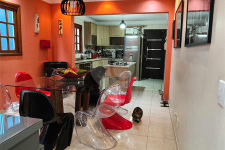 Casa à venda com 3 quartos, sendo 1 suíte, em Jardim Santa Clara, Guarulhos, SP