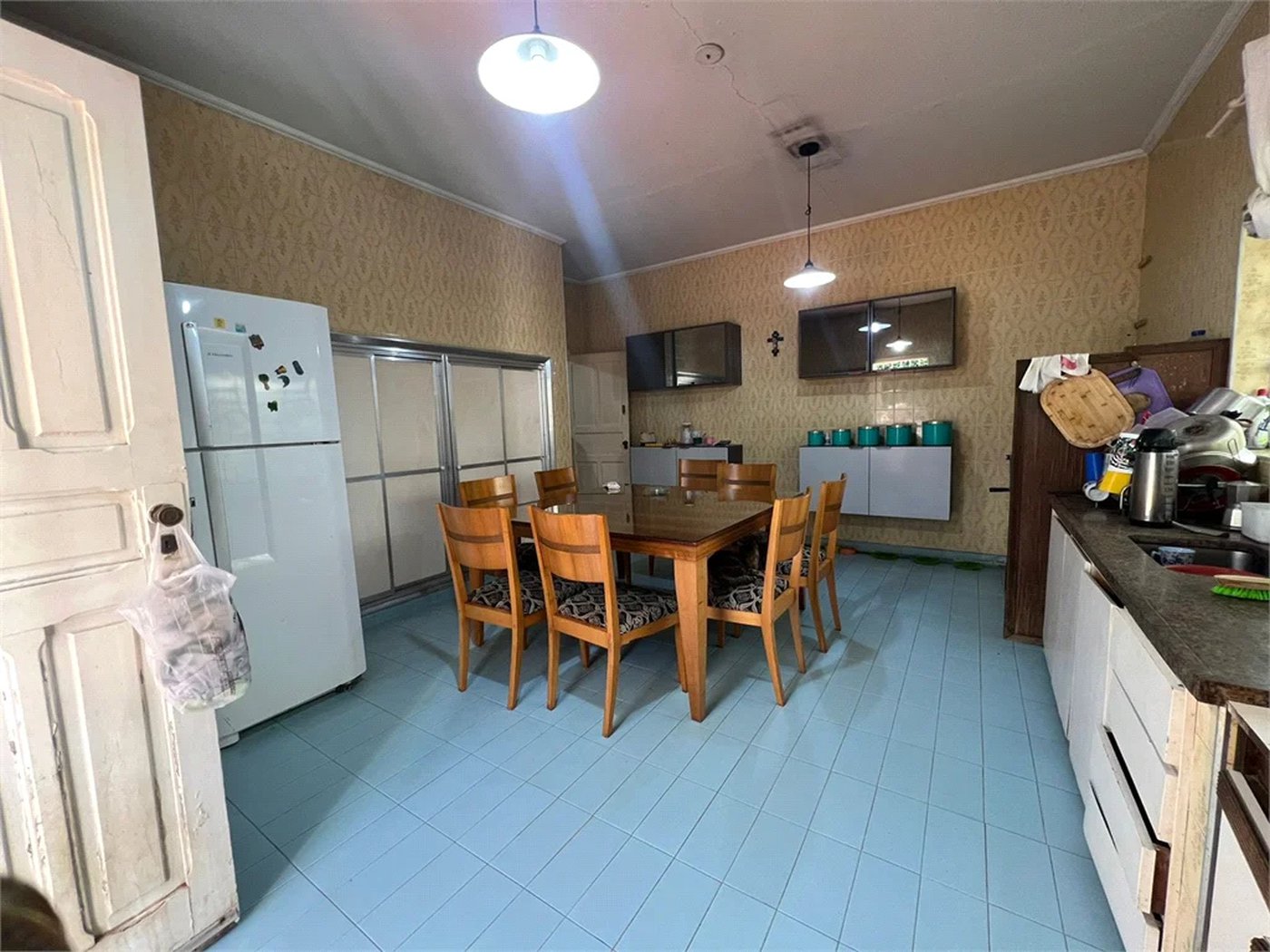 Casa à venda com 4 quartos, sendo 1 suíte, em Jardim Colombo, São Paulo, SP