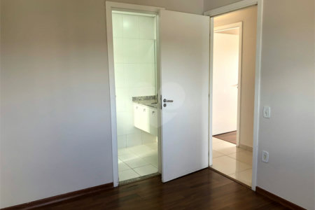 Apartamento à venda com 4 quartos, sendo 2 suítes,  em Jardim Armênia, Mogi das Cruzes, SP