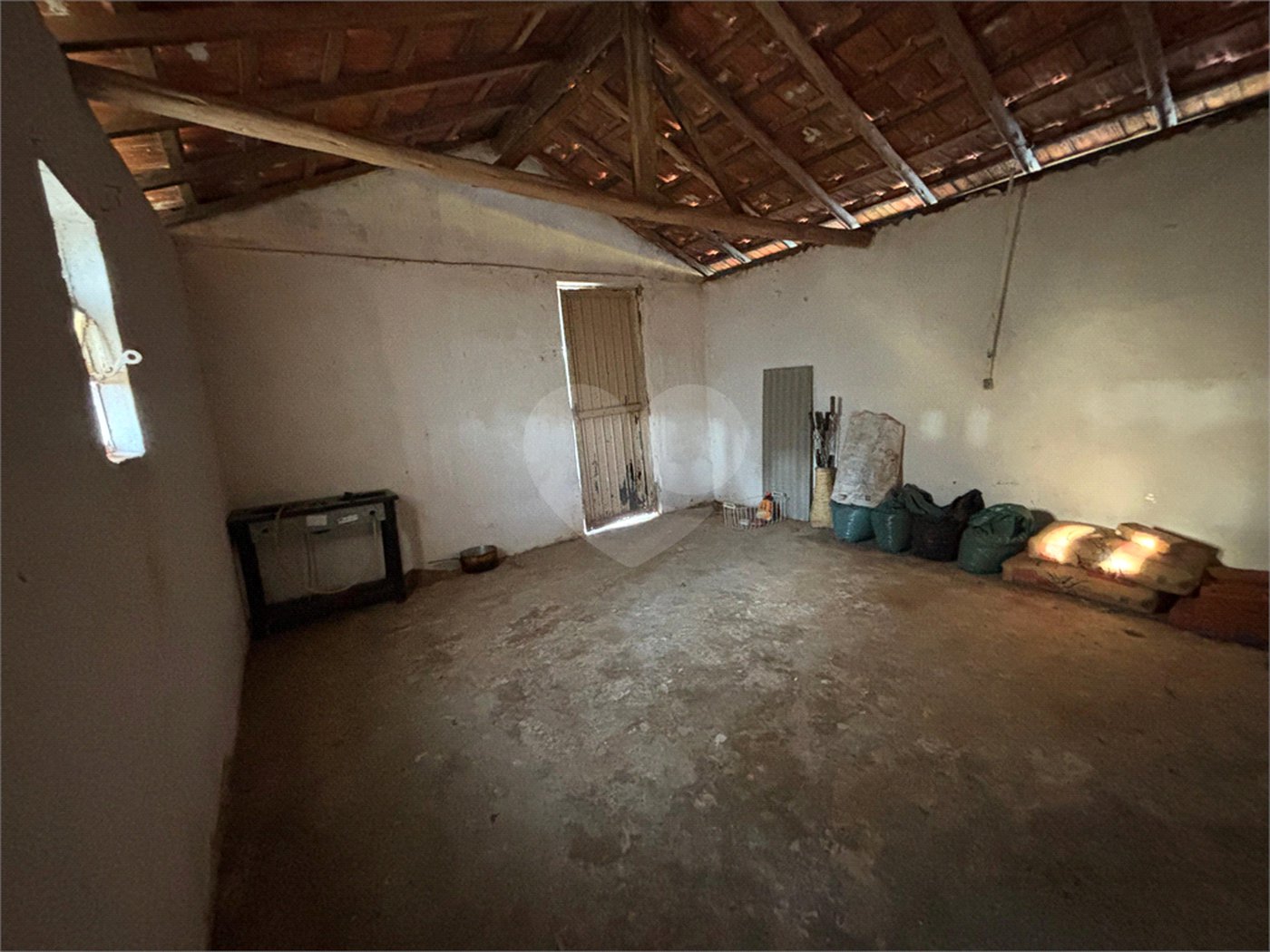 Sítio à venda com 3 quartos, sendo 1 suíte,  em Canta Galo, Itapetininga, SP