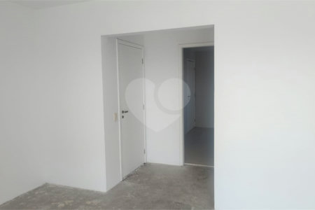 Apartamento à venda com 3 suítes em Jardim Zaira, Guarulhos, SP
