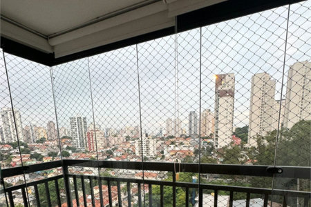 Apartamento à venda com 3 quartos, sendo 1 suíte, em Santa Teresinha, São Paulo, SP
