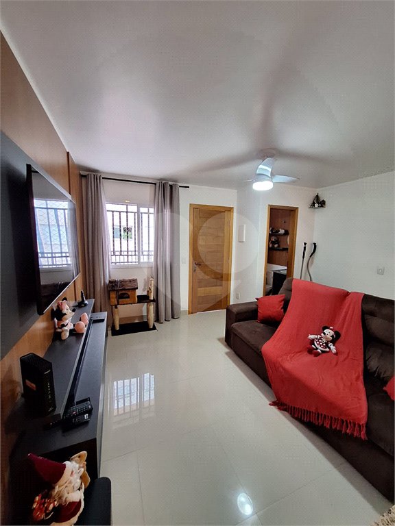 Casa à venda com 3 quartos, sendo 1 suíte, no condomínio Res San Raphael, São Paulo - SP