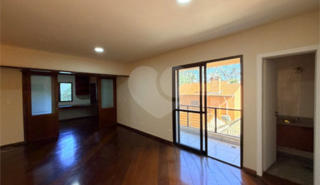Apartamento à venda com 3 quartos, sendo 1 suíte,  em Alto da Boa Vista, São Paulo, SP