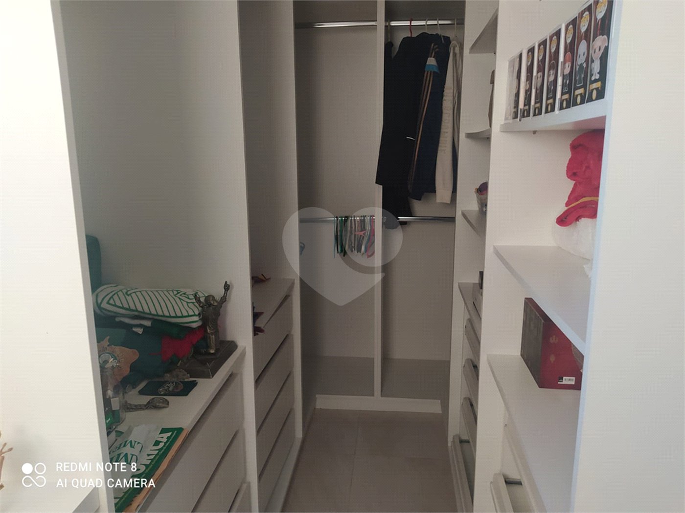 Casa à venda com 3 quartos, sendo 2 suítes, no condomínio Ibiti Royal Park, Sorocaba - SP