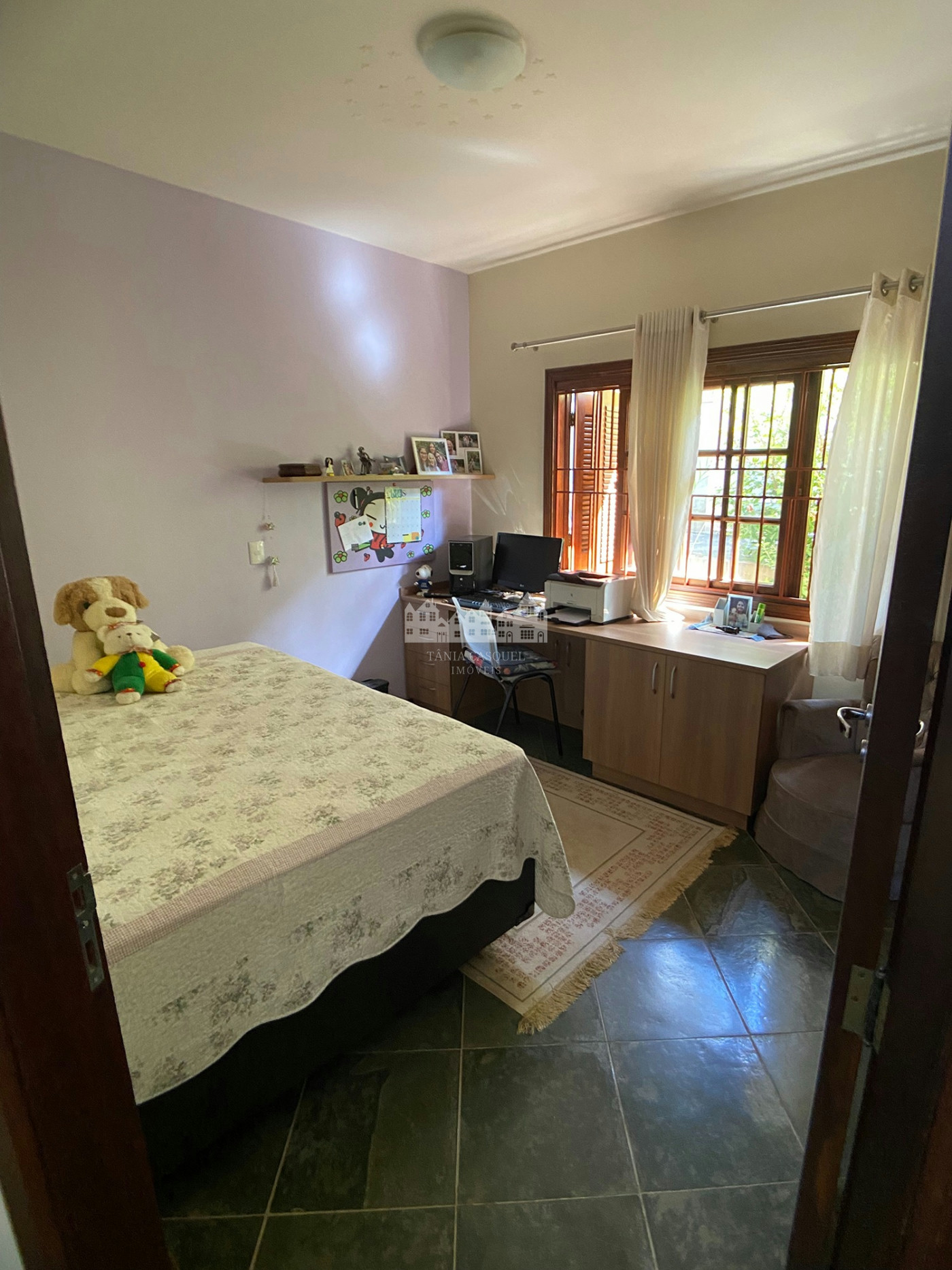 Casa à venda com 3 quartos, sendo 1 suíte, com vista deslumbrante em Recreio Maristela, Atibaia