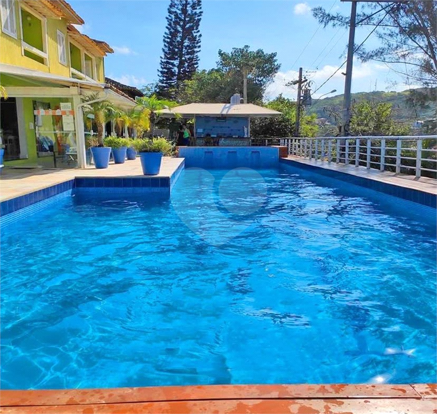 Hotel à venda com 46 suítes, em Portal da Ferradura, Armação dos Búzios, RJ