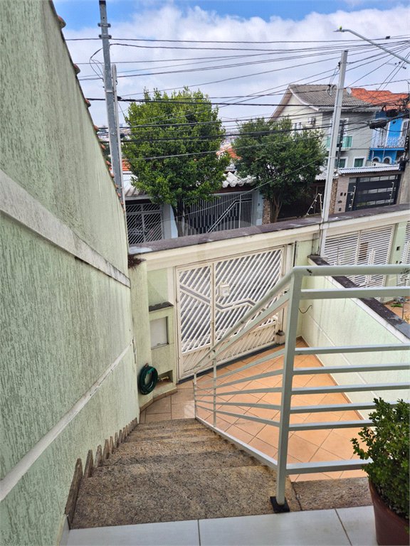 Sobrado à venda com 2 quartos, sendo 1 suíte, em Vila Nivi, São Paulo, SP