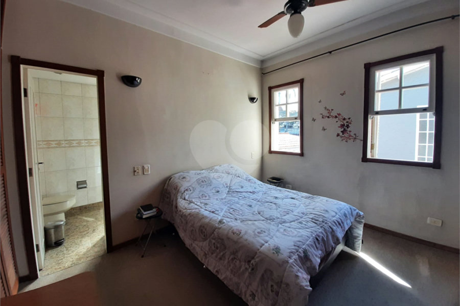 Casa à venda ou para alugar com 3 quartos, sendo 2 suítes, no condomínio Chácara das Rosas, São Paulo - SP