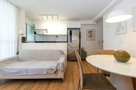 Apartamento à venda com 2 quartos, sendo 1 suíte, em Vila Pompéia, São Paulo, SP