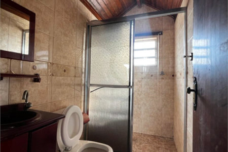Sobrado à venda com 6 quartos, sendo 4 suítes,  em Vila Oliveira, Mogi das Cruzes, SP