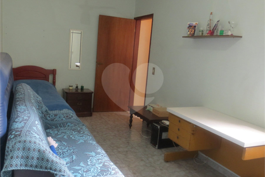Casa Térrea à venda com 4 quartos, sendo 1 suíte, em Saúde, São Paulo, SP