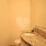 Apartamento à venda com 3 quartos, sendo 2 suítes,  em Paraíso do Morumbi, São Paulo, SP