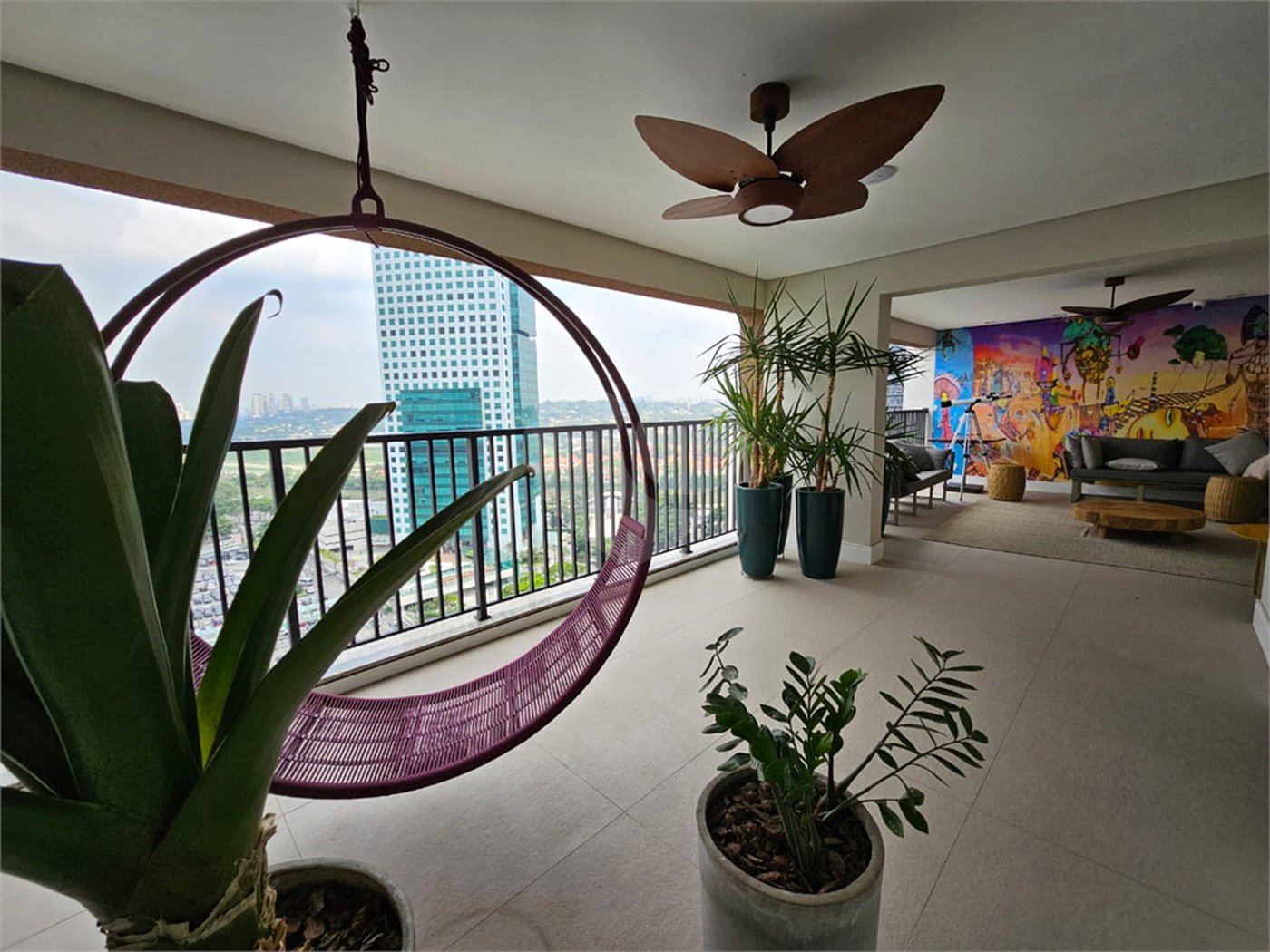 Apartamento à venda ou para alugar com 1 quarto em Pinheiros, São Paulo, SP