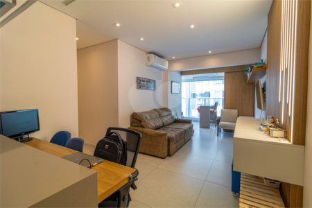 Apartamento à venda com 3 quartos, sendo 1 suíte, em Granja Julieta, São Paulo, SP