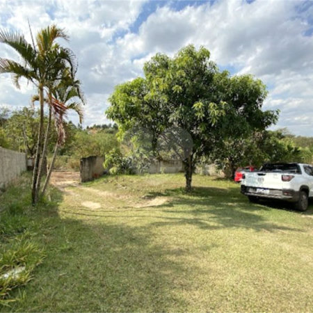 Chácara à venda com 3 quartos, sendo 1 suíte, em Jardim Buru, Salto, SP