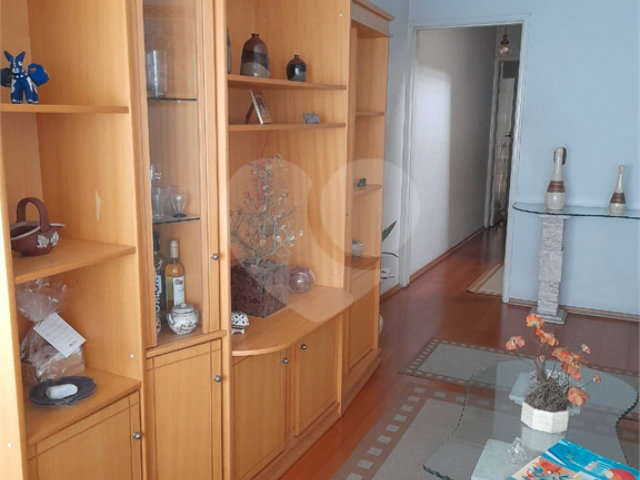 Sobrado à venda com 3 quartos, sendo 1 suíte,  em Parada Inglesa, São Paulo, SP
